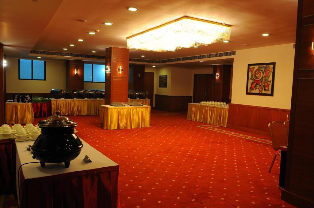 The Grand Solitaire Hyderabad Bagian luar foto